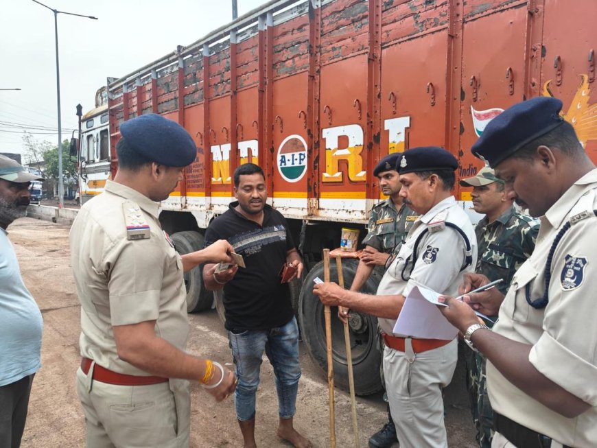 अवैध प्रवासियों के खिलाफ दुर्ग पुलिस का बड़ा अभियान: 474 लोगों की जांच, 103 संदिग्धों के फिंगरप्रिंट लिए गए
