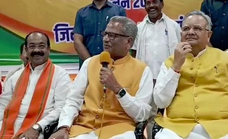 नवनिर्वाचित विधायकों की बैठक अचानक रद्द कर भाजपा के प्रभारी दिल्ली रवाना
