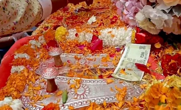 श्रीलंका से अयोध्या ले जाई जा रहीं भगवान श्रीराम की चरण पादुका का राजनांदगांव में हुआ भव्य स्वागत