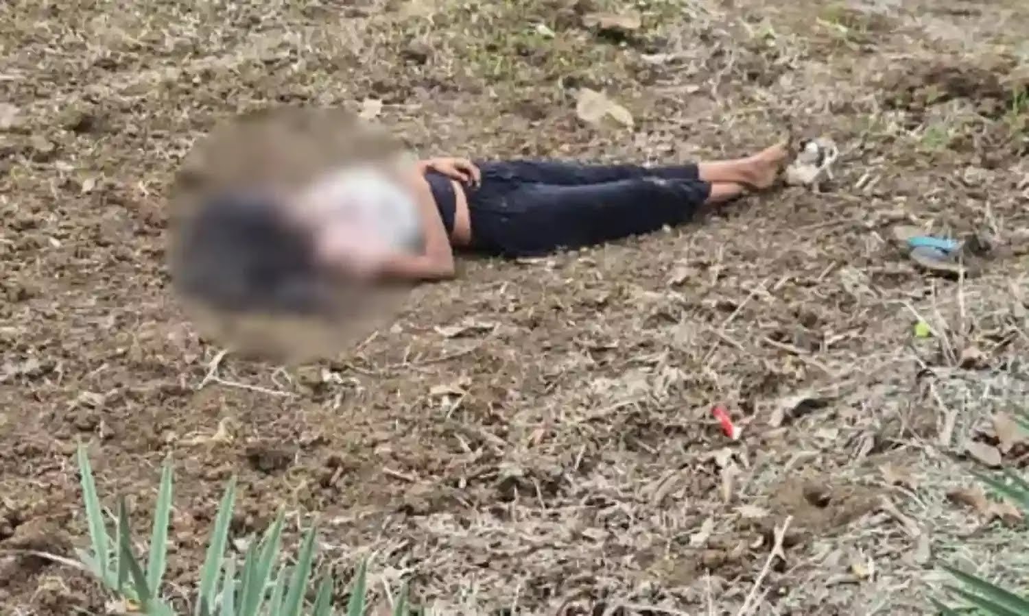 रायपुर: नाबालिग किशोरी की निर्मम हत्या, चाकू से गोदकर उतारा मौत के घाट, संदिग्ध भाई फरार