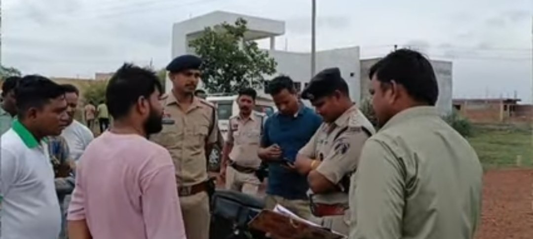 भिलाई 3 पदुमनगर : शाम को घर से निकले व्यक्ति की मिली लाश, हत्या की आशंका