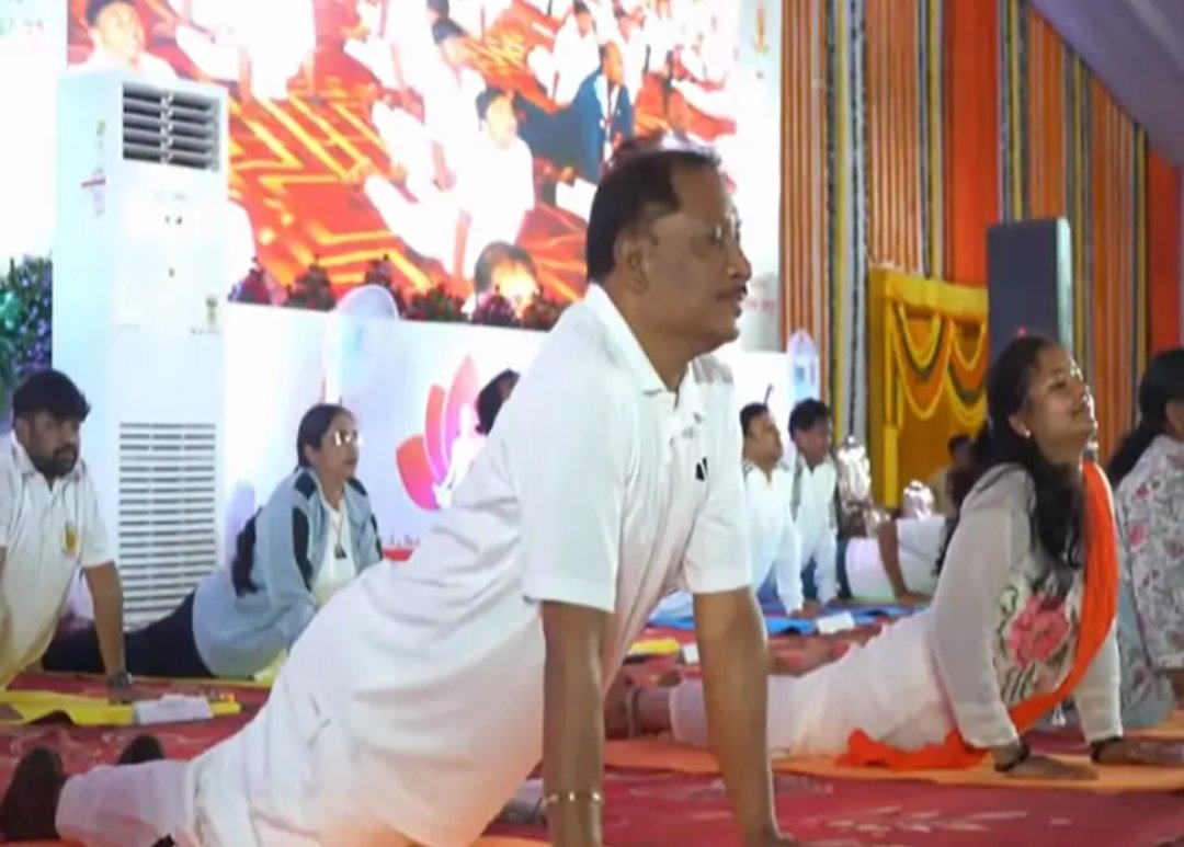 अंतर्राष्ट्रीय योग दिवस: मुख्यमंत्री विष्णु देव साय  ने आज जशपुर में किया योगाभ्यास, 33 जिलो में होंगे योग के आयोजन