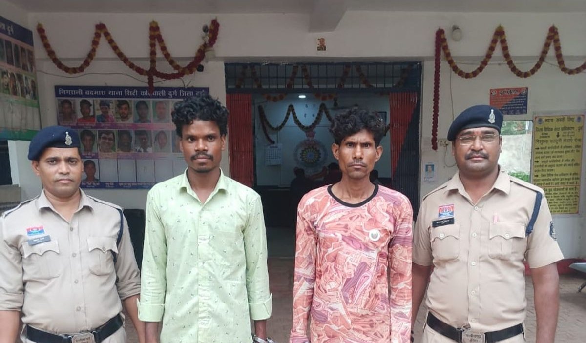 युवती का अश्लील वीडियो सोशल मीडिया पर अपलोड: दुर्ग में दो गिरफ्तार