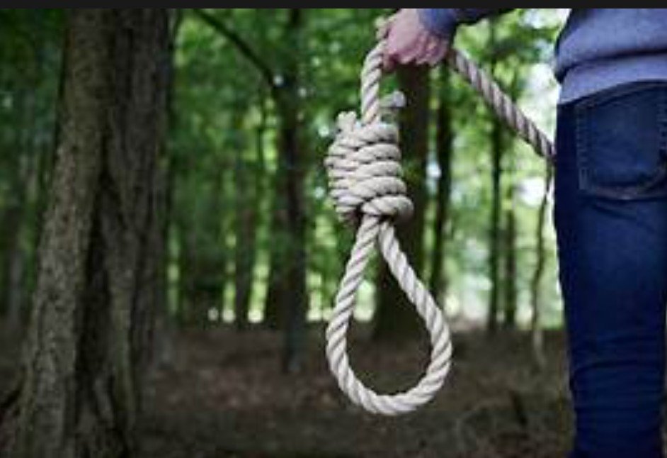 बिलासपुर: भारतमाला प्रोजेक्ट फर्जीवाड़ा में सस्पेंड पटवारी ने लगाई फांसी, सुसाइड नोट में लिखा- ‘मैं बेगुनाह हूं’