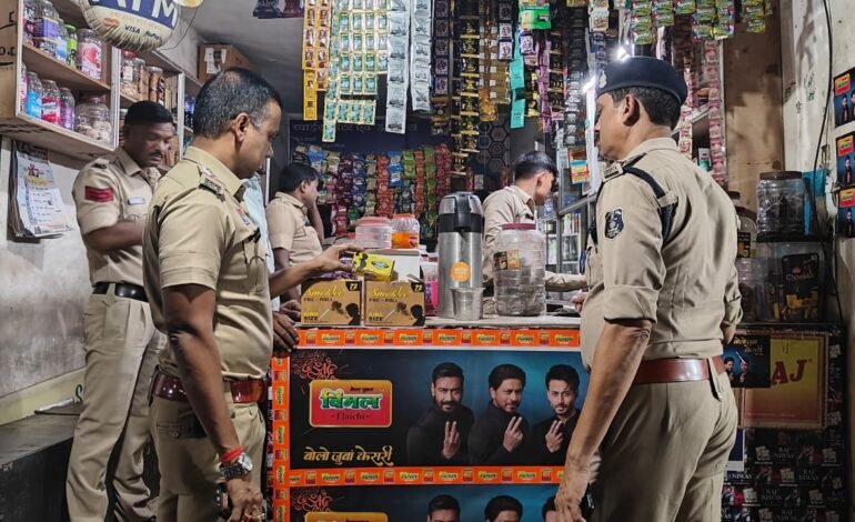 रायपुर: अवैध नशा सामग्री बेचने वाली दुकान पर रायपुर पुलिस की कार्रवाई, गुमटी सील