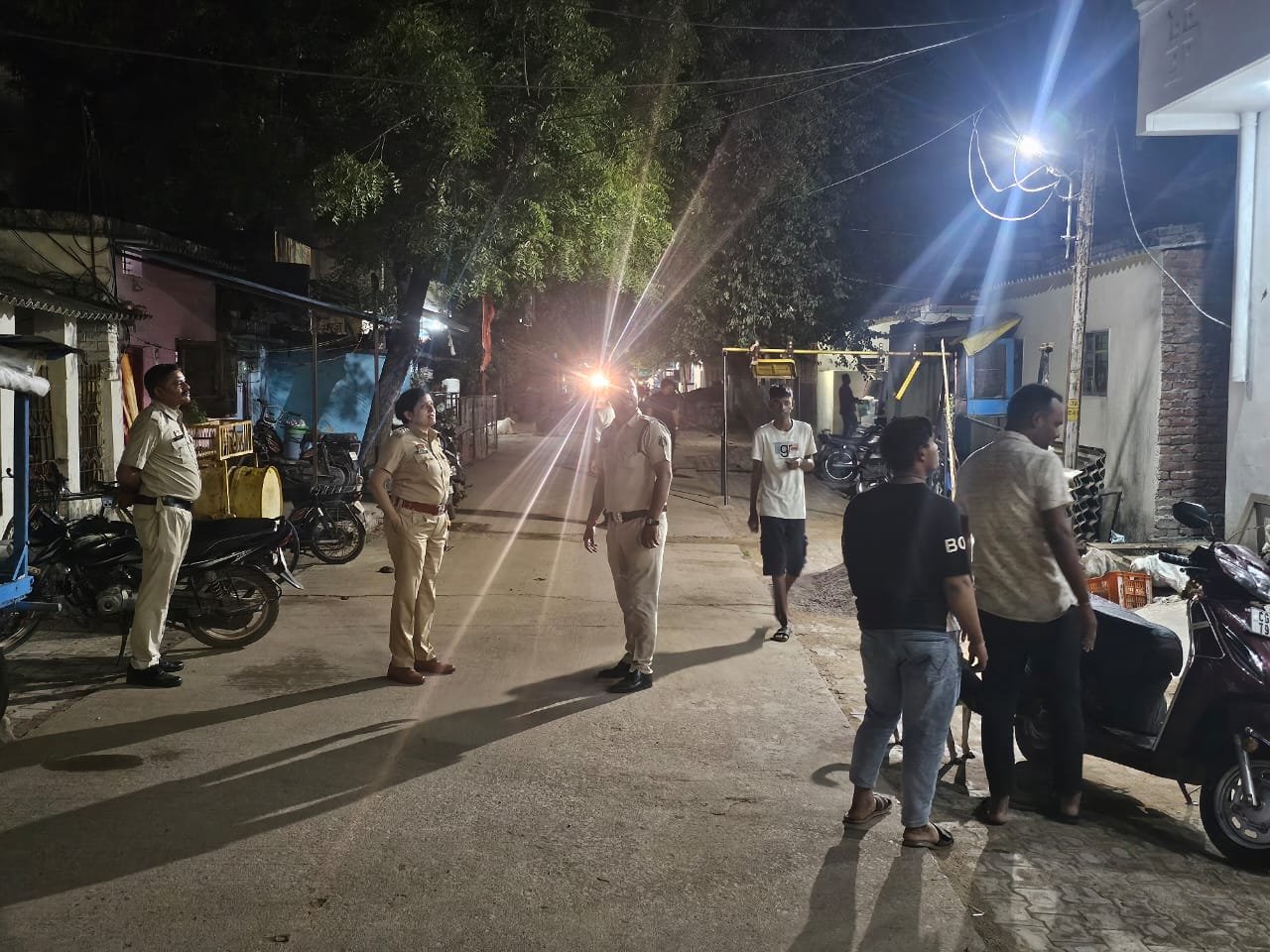 अड्डेबाजी, सार्वजनिक स्थलों में शराब सेवन के खिलाफ अभियान, 40 व्यक्तियों के खिलाफ आबकारी कार्रवाई