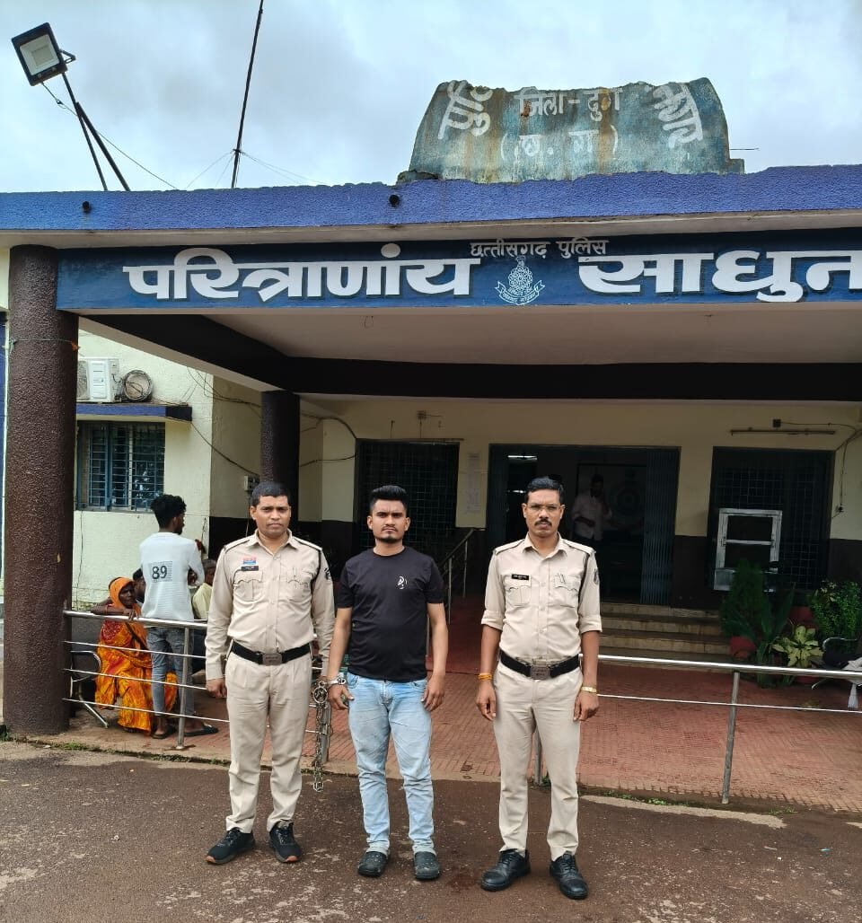 ब्लैकमेलिंग के मामले में नंदिनी पुलिस को मिली बड़ी सफलता, आरोपी चिंटू उर्फ मोहम्मद असलम गिरफ्तार