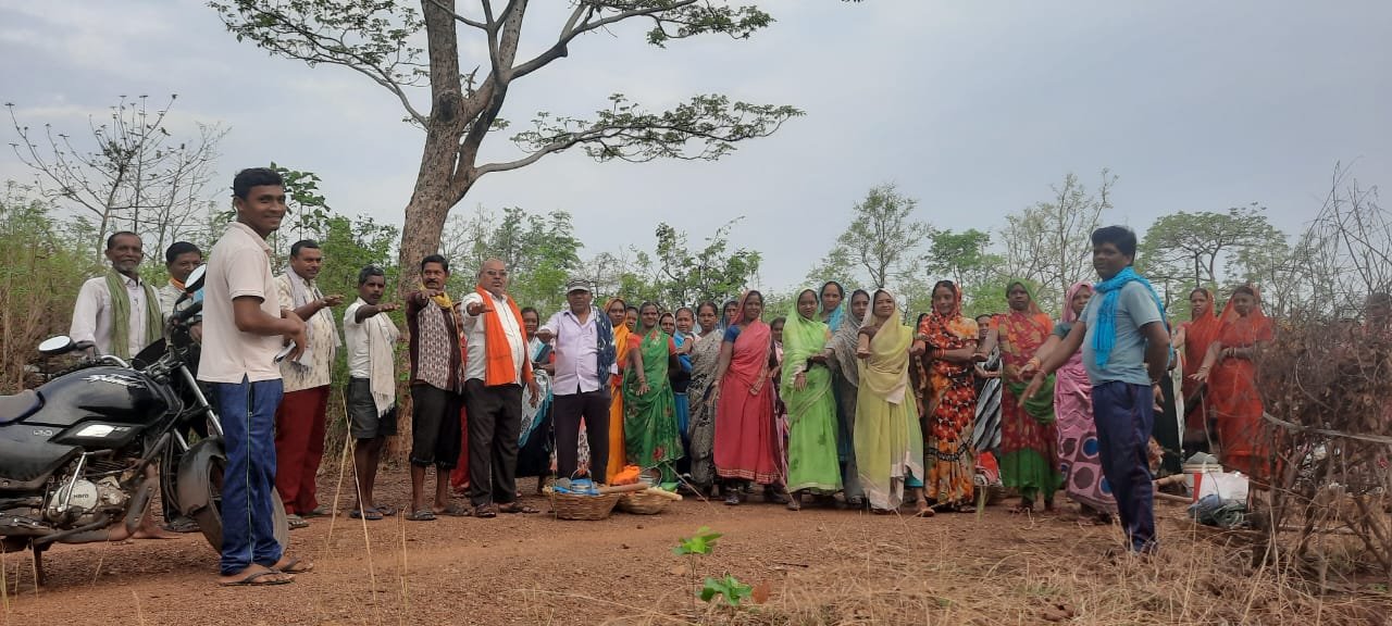 छत्तीसगढ़ के दुर्ग ने रचा जल संरक्षण का कीर्तिमान: पीएमएवाई घरों में 2 घंटे में बने 1,200 सोखता गड्ढे