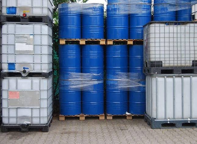 केमिकल फैक्ट्री में दर्दनाक हादसा: 1000 किलो का बैग सिर पर गिरने से महिला की मौत, 2 घायल