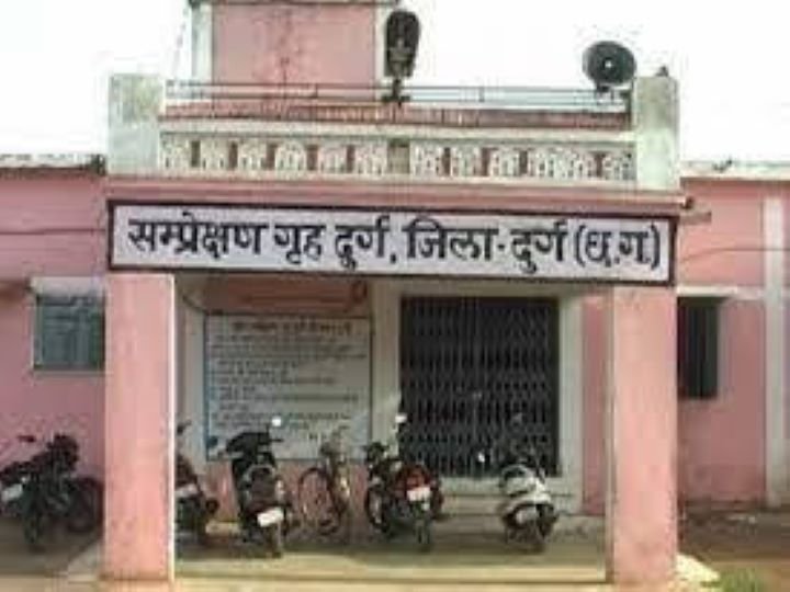 दुर्ग में बाल संप्रेषण गृह अधिकारी गिरफ्तार: नाबालिग से अप्राकृतिक कृत्य का शर्मनाक मामला