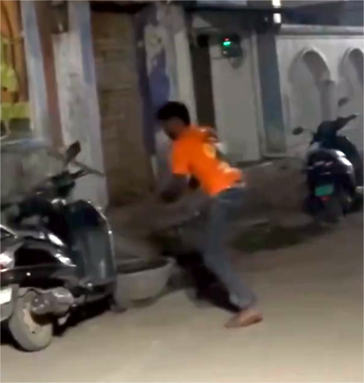 छत्तीसगढ़ ब्रेकिंग: धमतरी में गुंडागर्दी का तांडव, रायपुर में चाकूबाजी की घटनाएं, पुलिस गश्त पर उठे सवाल