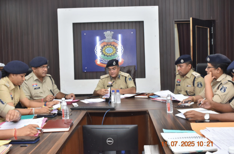 दुर्ग में पुलिस समीक्षा बैठक: 14 बिंदुओं पर गहन चर्चा