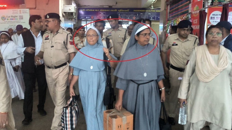 दुर्ग: धर्म परिवर्तन और मानव तस्करी मामले में ननों की जमानत याचिका खारिज, विशेष न्यायालय में आवेदन का निर्देश