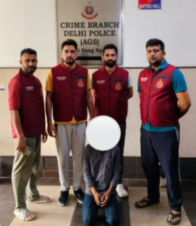 दिल्ली पुलिस की क्राइम ब्रांच ने हत्यारोपी को वाराणसी से दबोचा