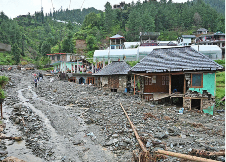 हिमाचल में मानसून का कहर: 147 लोगों की मौत, 274 सड़कें अवरुद्ध