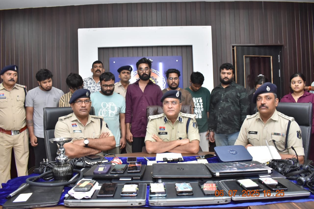 भिलाई में  International Cyber ठगी गिरोह का पर्दाफाश, 9 आरोपी गिरफ्तार
