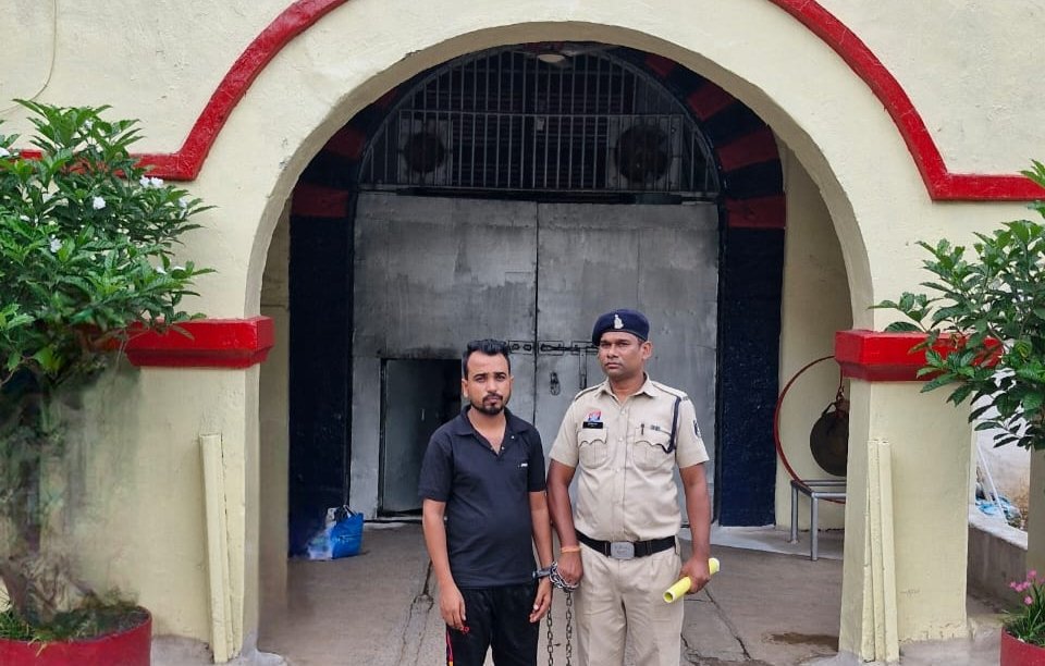 रायपुर में हत्या के फरार आरोपी रिंकू अठवानी गिरफ्तार