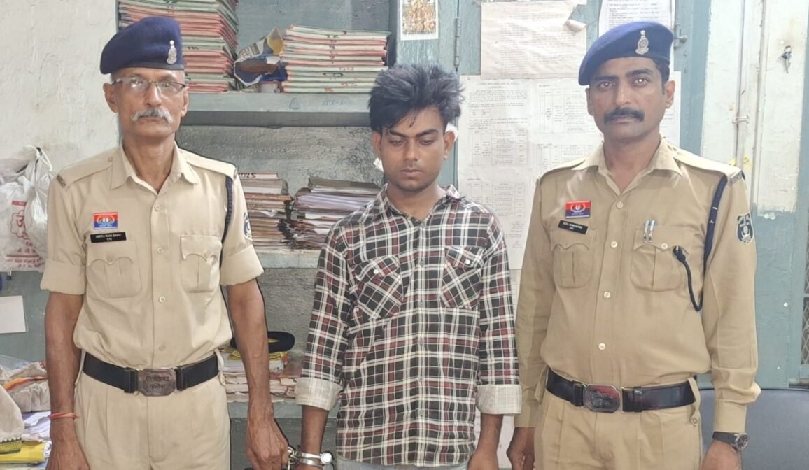 दुर्ग: छावनी में अवैध शराब के साथ युवक गिरफ्तार, 70 पौवे शराब और एक्टिवा जब्त