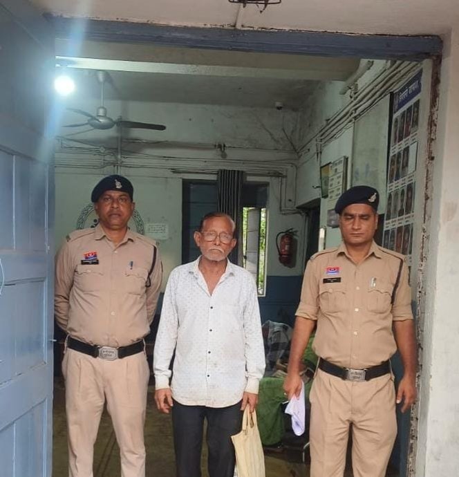 छावनी पुलिस ने ठगी के आरोपी को किया गिरफ्तार, नकली सोने के टॉप्स देकर की थी धोखाधड़ी