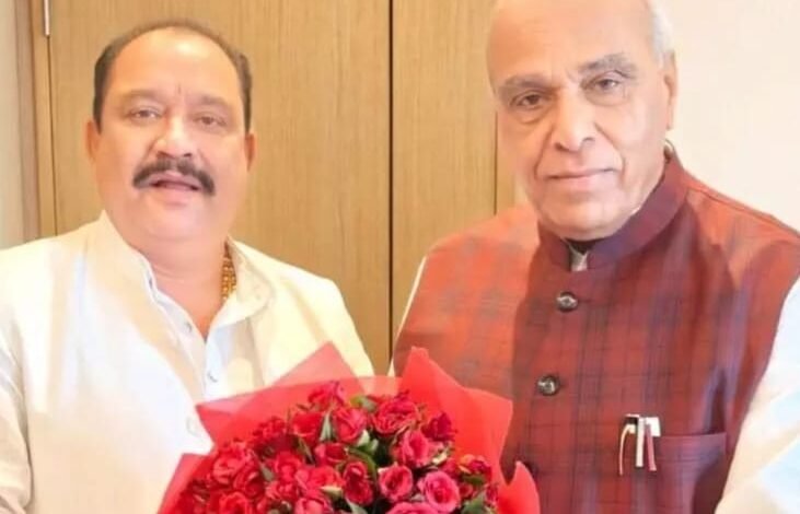 राजेश सिंह ने जगदंबिका पाल को दी स्वर्ण जयंती की बधाई