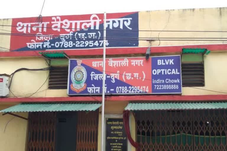 वैशाली नगर पुलिस की बड़ी कार्रवाई: अवैध सिम कार्ड बिक्री के दो आरोपी गिरफ्तार