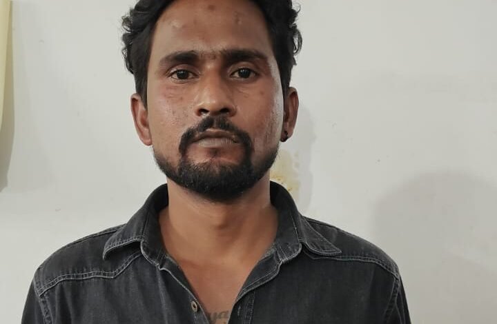 प्रतिबंधित नशीली टैबलेट के साथ एक गिरफ्तार