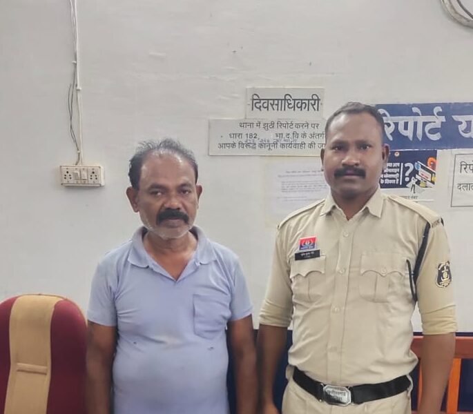 खरोरा में शराब तस्करी पर ब्रेक: पुलिस ने जब्त की 40 पौवा शोले मसाला
