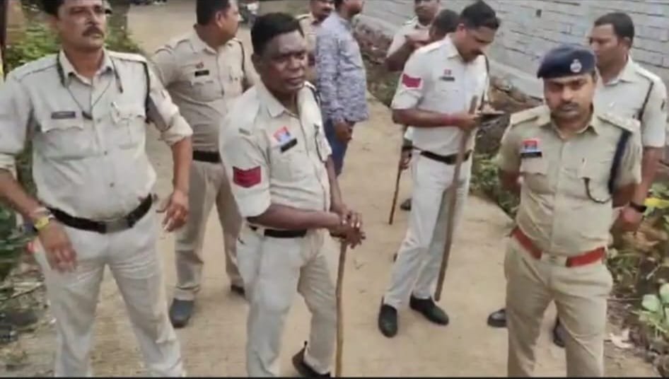 Bilaspur में गणेश चतुर्थी पर गौ-मांस काटने का वीडियो Viral बवाल के बाद तनाव, 4 घायल