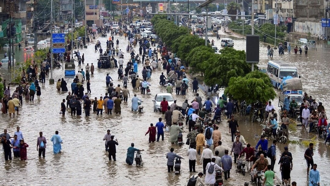 Bharat और Pakistan के बीच तनाव: वर्तमान स्थिति और भविष्य की चुनौतियाँ