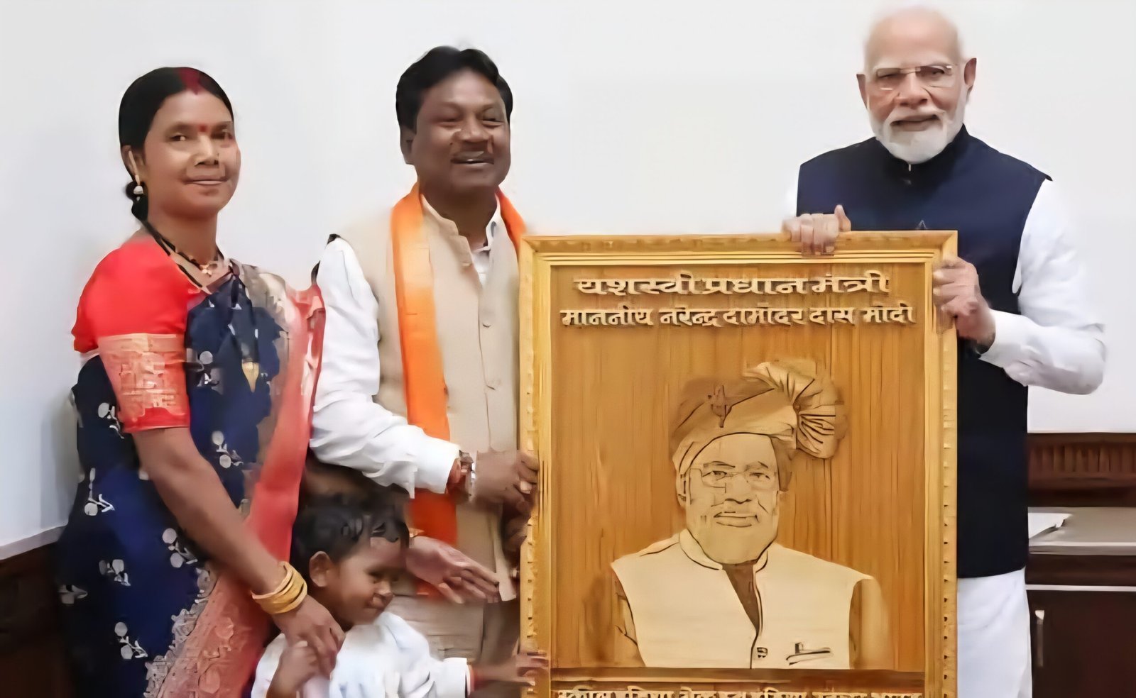 Pradhanmantri Narendra  Modi को बस्तर दशहरा का निमंत्रण