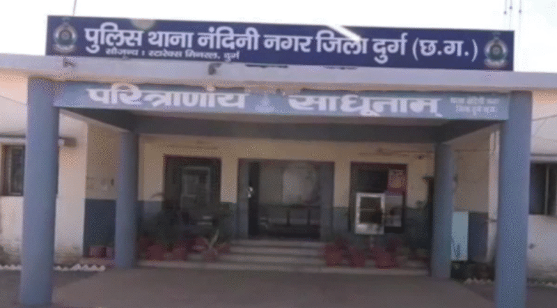 Nandini Nagar में रक्षाबंधन की रात दर्दनाक सड़क हादसा: बस की चपेट में आने से युवक की मौत