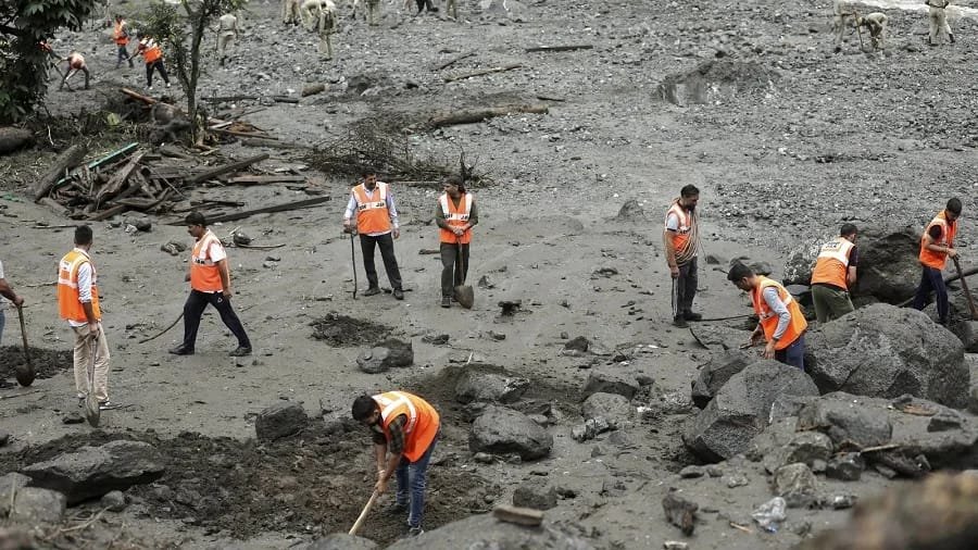 किश्तवाड़ में बादल फटने से भारी तबाही: 60 लोगों की मौत,