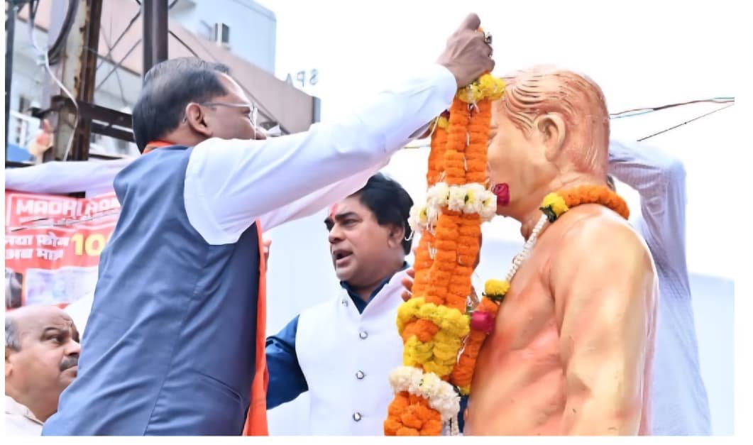 अटल जी के पुण्यतिथि कार्यक्रम में मुख्यमंत्री विष्णु देव साय शामिल