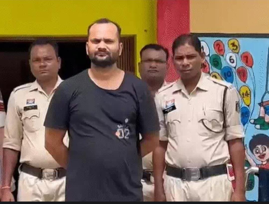 Sarangarh – Bilaigarh में 50 लाख की Bank धोखाधड़ी का खुलासा, SBI Kiosk संचालक गिरफ्तार