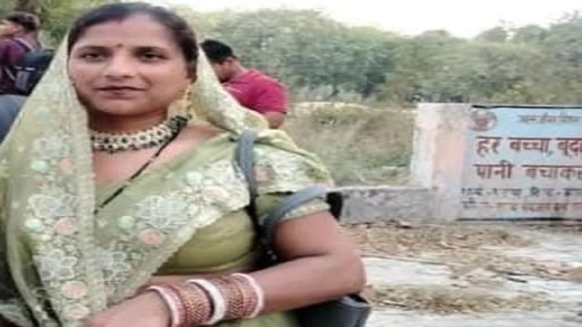 Mahanadi पुल से कूदने वाली शादीशुदा महिला की लाश मिली, बुजुर्ग महिला की भी हुई पहचान