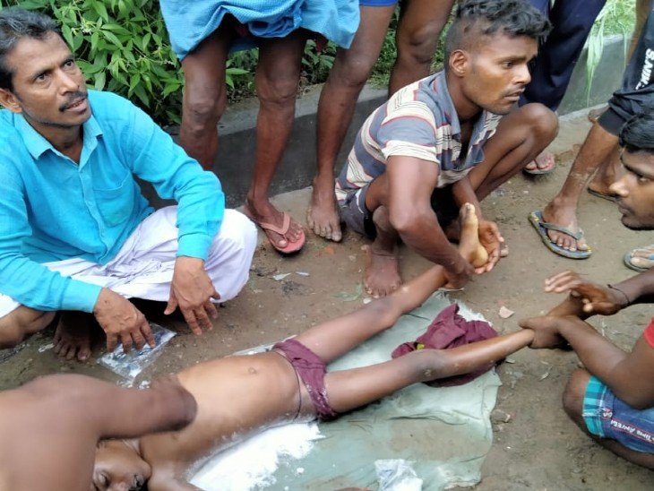 अंगनबाड़ी में मासूम की मौत, गिरा लोहा का पाइप