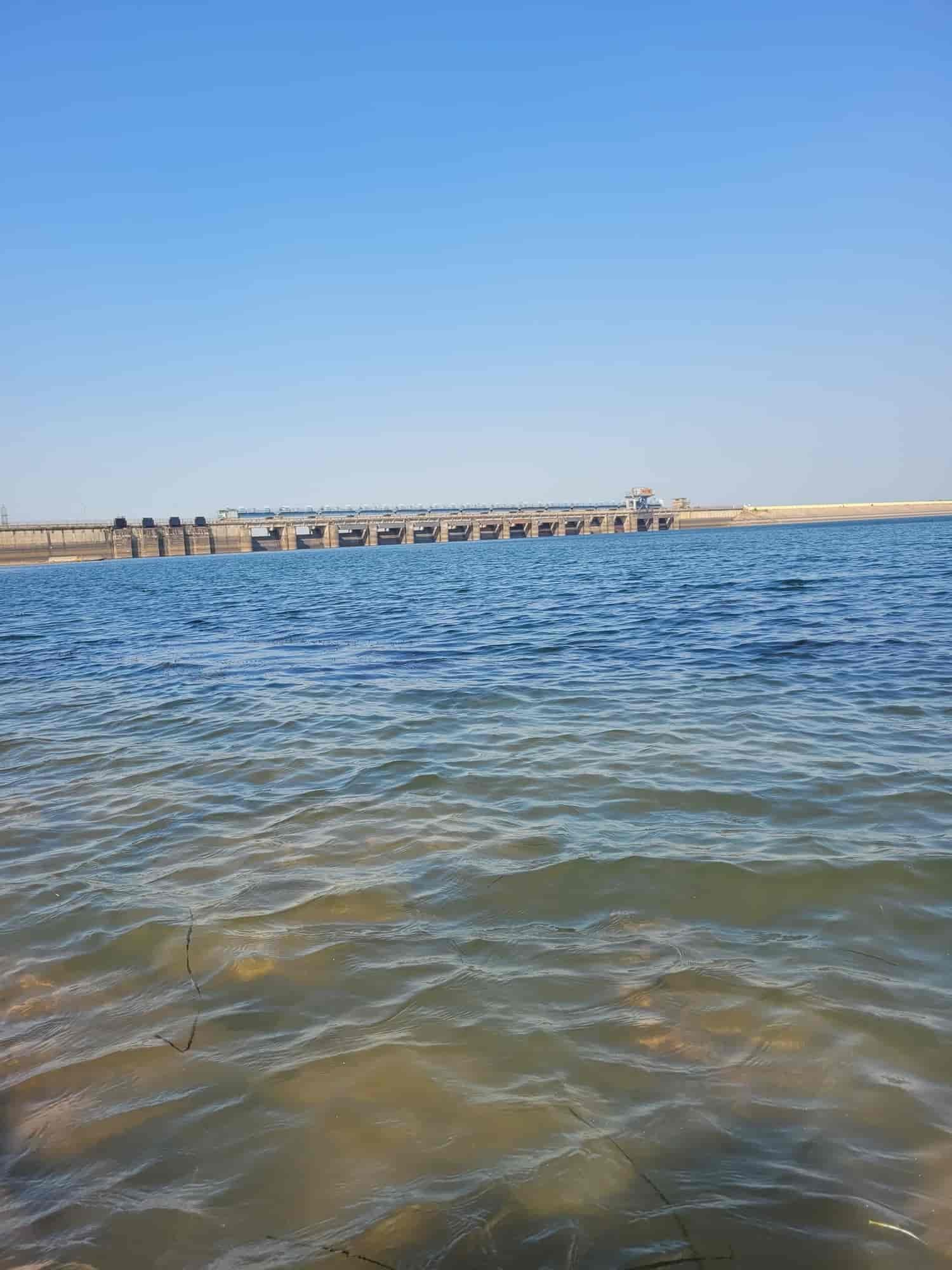 Jagdalpur में मिनी गोवा में डूबने से युवक की मौत, SDRF का रेस्क्यू अभियान जारी