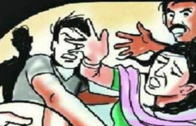 Jagdalpur:चित्रकूट में बुजुर्ग महिला को चोर समझकर पीटा, पुलिस ने किया अस्पताल में भर्ती