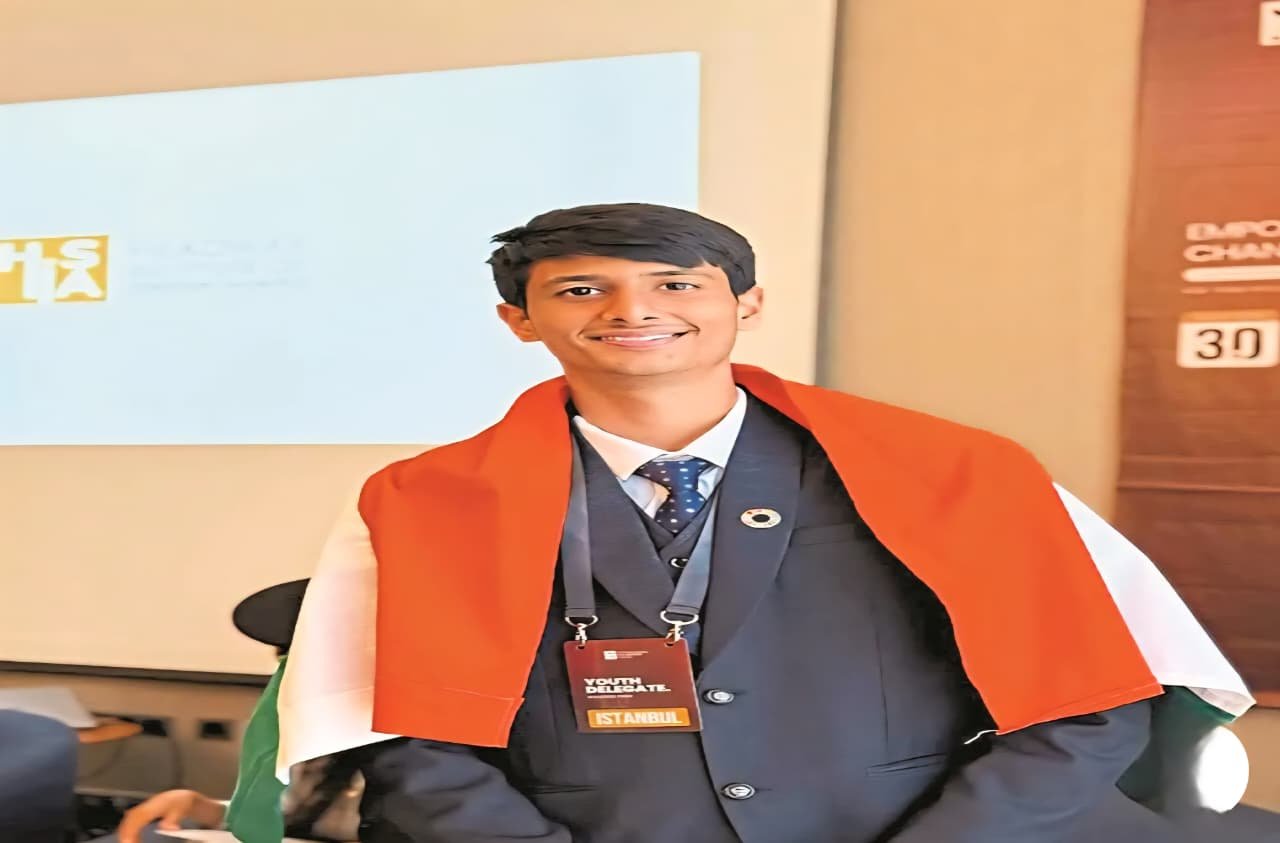 Istanbul में छत्तीसगढ़ का जलवा, रायपुर के अजमान अली ने युवाओं को दिया एकता और शांति का संदेश