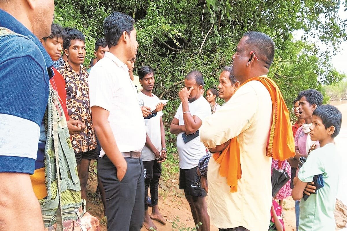 Indravati को भेंट की गई सोने की नाव और चांदी की पतवार, मांगी गई नयाखानी तिहार की अनुमति