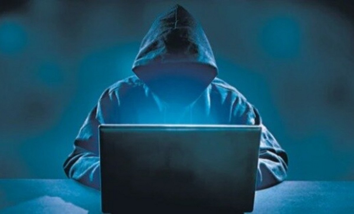 Cyber Fraud: शेयर मार्केट और कंपनी कर्मचारियों के नाम पर ठगी, डॉक्टरों और वकील से 26 लाख की जपत