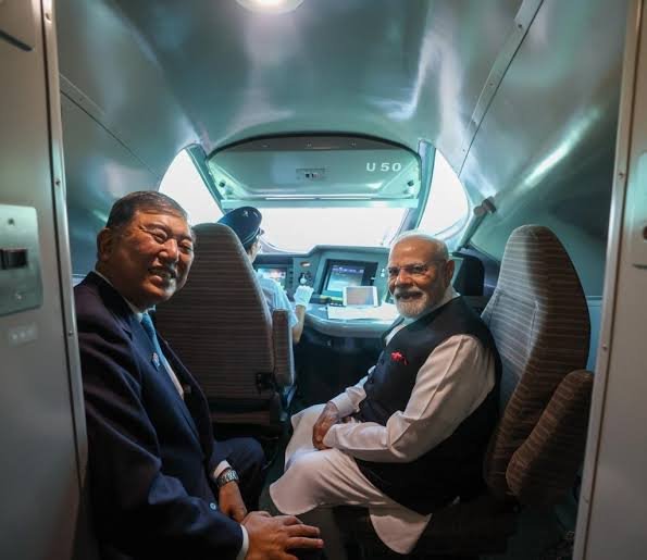 PM MODI का जापान में BULLET TRAIN से सेंडाइ आगमन: दोस्ती और तकनीक का सफर