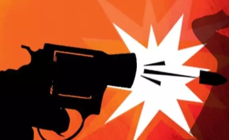 गोलिकांड में फंसे Police अधिकारी को राहत