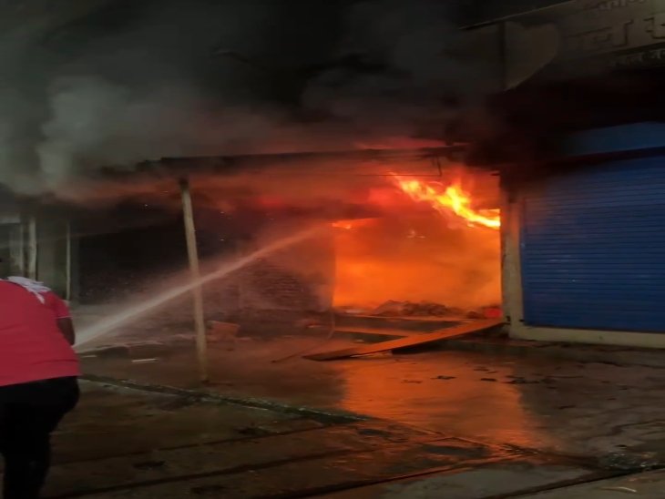 Bilaspur में रिकवरी एजेंट ने कंपनी Office में लगाई आग