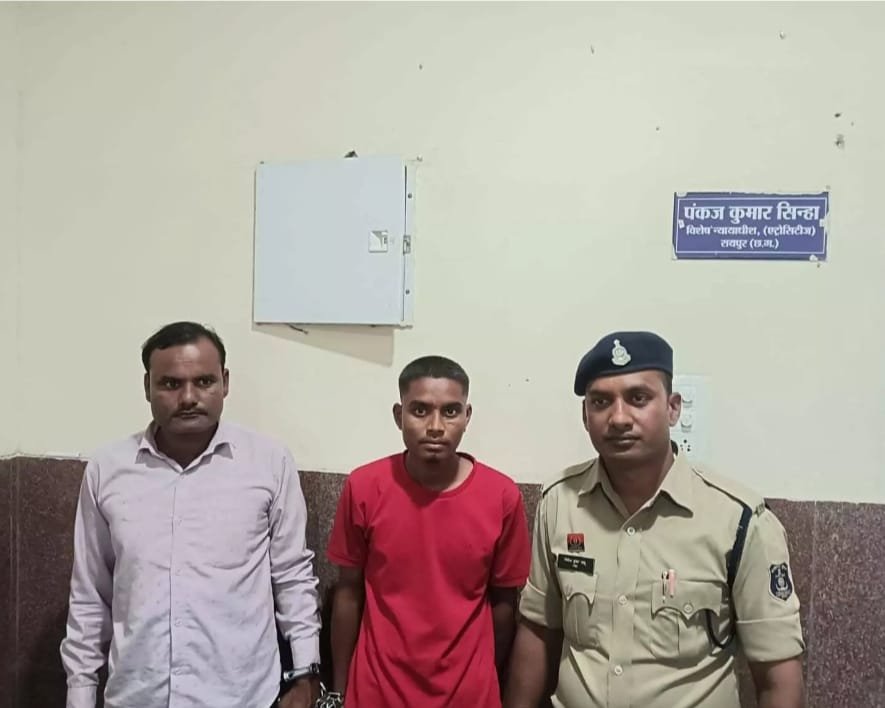 Chhattisgarh गांजा तस्करी के दोषी रवि शंकर लोढी और मनु केउंट को 10-10 वर्ष की सजा, 1 लाख जुर्माना