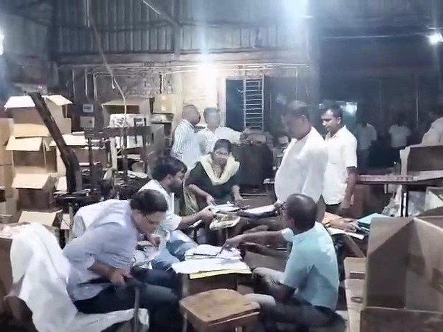 GST टीम की रातोंरात धमाकेदार कार्रवाई: अवैध गुटखा फैक्ट्री पर छापा