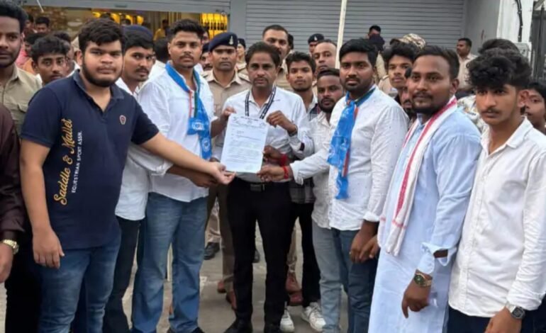 Raipur शंकर नगर में शराब दुकान खोलने का विरोध NSUI का प्रदर्शन,