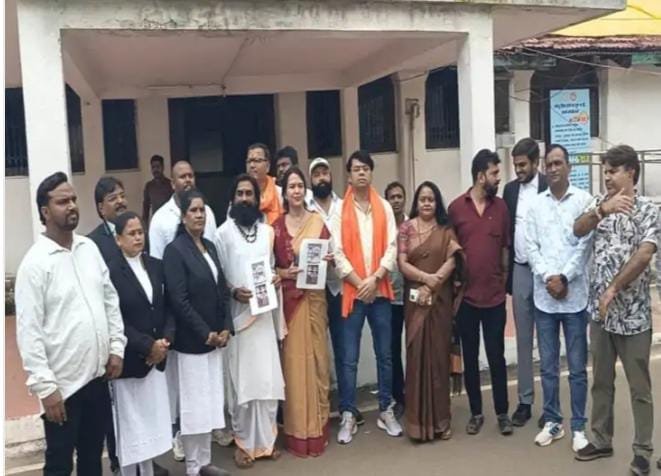 Raipur में गणेश मूर्तियों के स्वरूप पर विवाद: सर्व हिंदू समाज ने एसएसपी को सौंपा ज्ञापन, विसर्जन की मांग