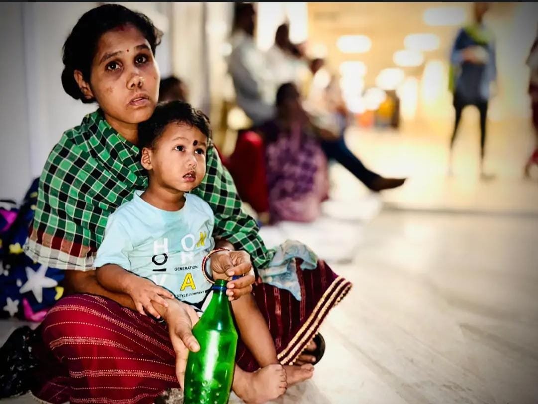 Raipur: 5 दिन तक इलाज के लिए भटके भाई-बहन, मेकाहारा अस्पताल में हंगामा