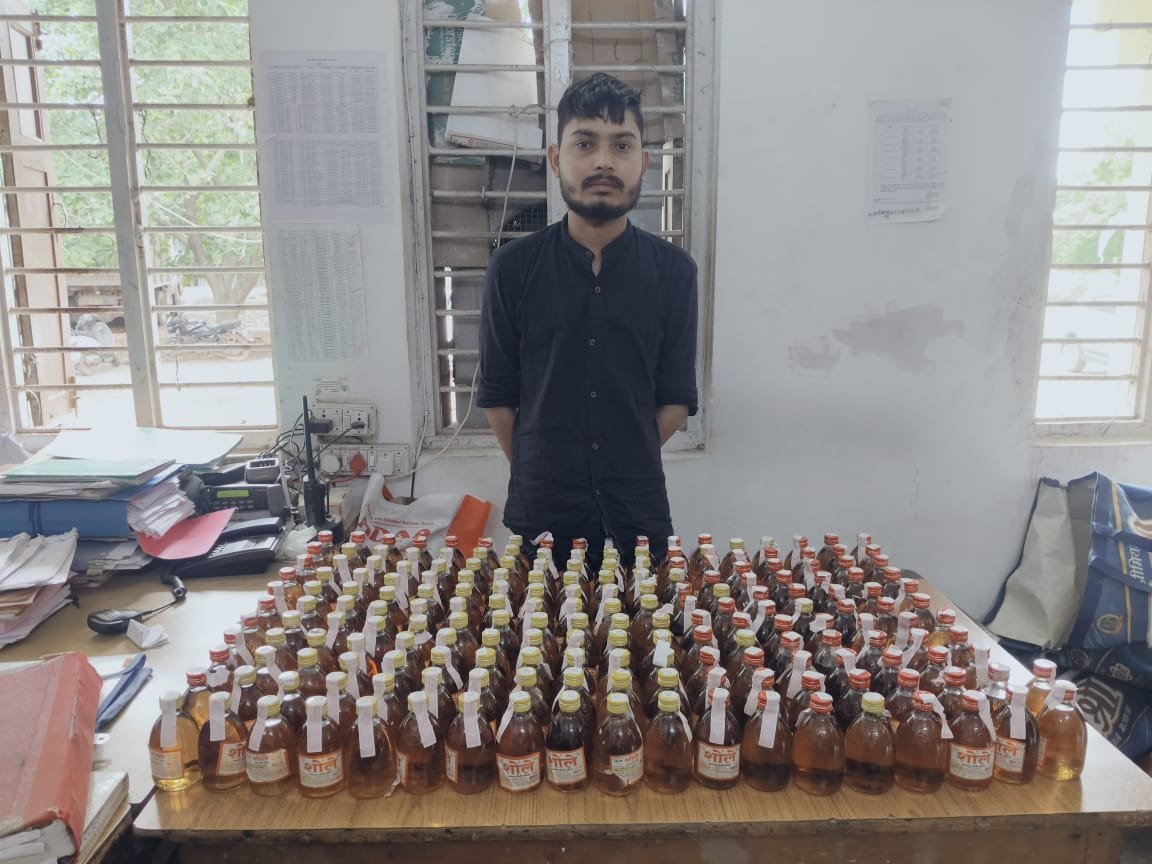 Raipur:अवैध शराब बिक्री के मामले में आरोपी रवि सोनी उर्फ मोनू गिरफ्तार
